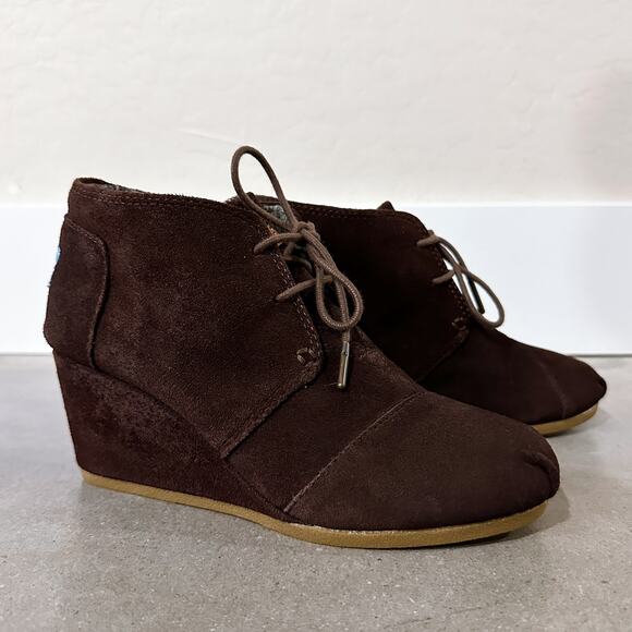 Toms Shoes - Toms Suede Lace Up Wedge Heel Shoe Booties Sneakers Chocolate Brown Size 7W